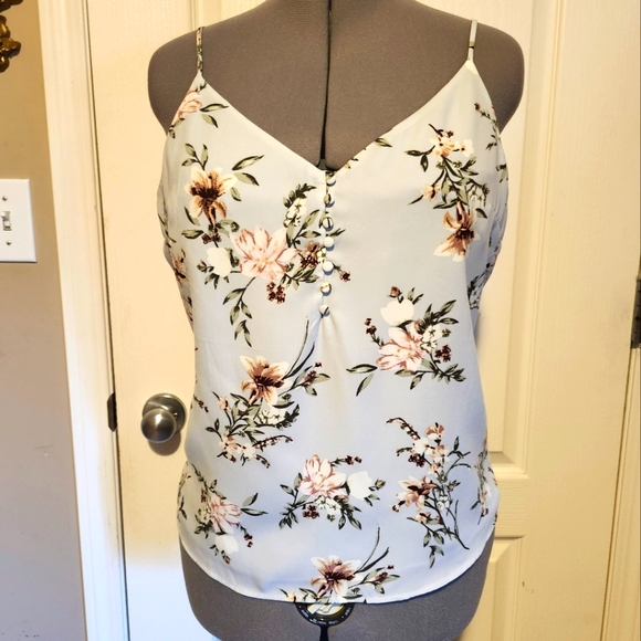 Dynamite blue floral blouse in size Large NWT - Picture 1 of 15